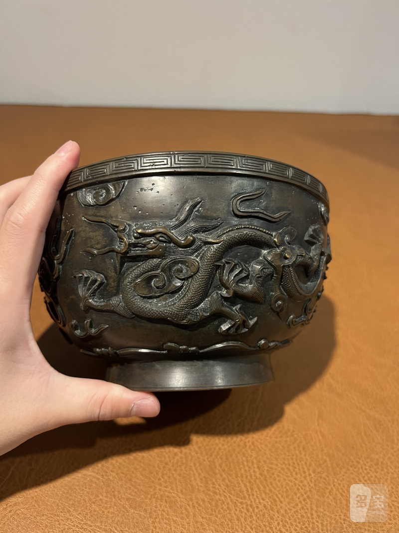 清乾隆 铜高浮雕龙纹碗 - 图7